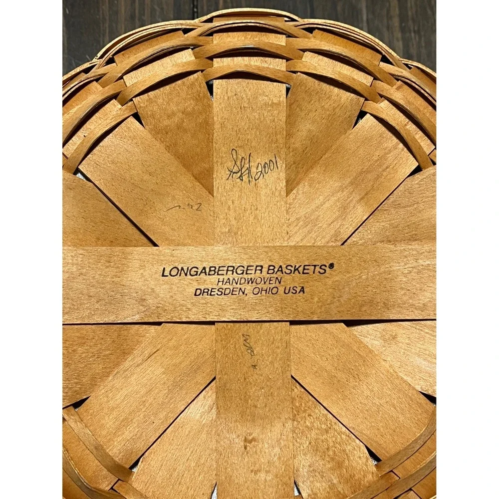 Longaberger Woven Round Basket with Leather Handles and Fruit Pattern Liner